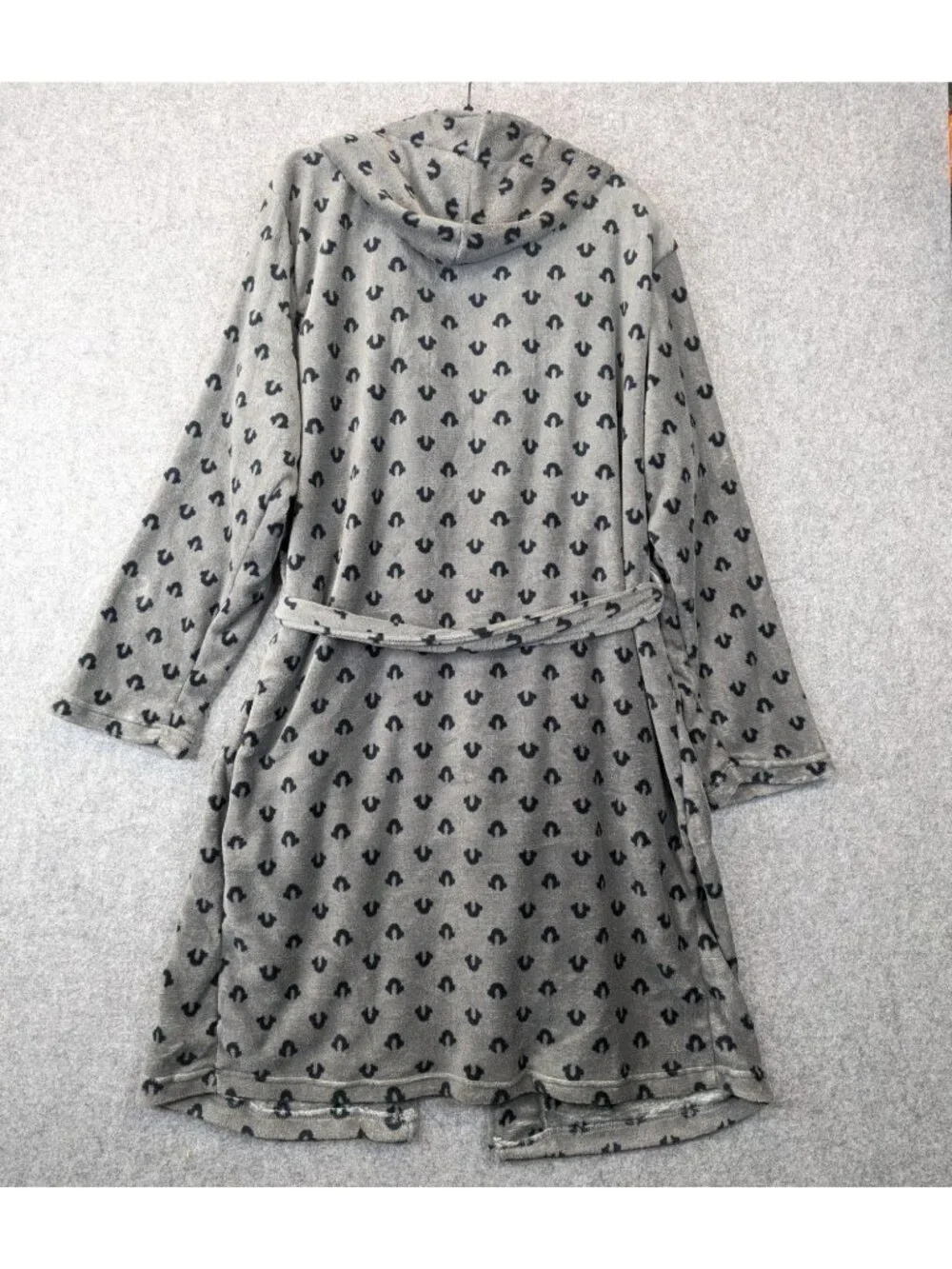 True Religion Mens Large Robe Gray Plush Sleepwear Hooded Bathrobe - NEW